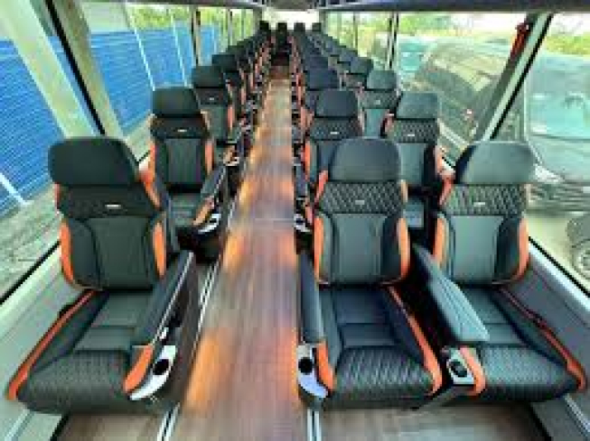 Thuê Xe Limousine 29 Chổ