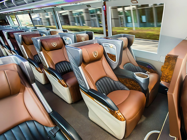 Thuê Xe Limousine 16 Chỗ