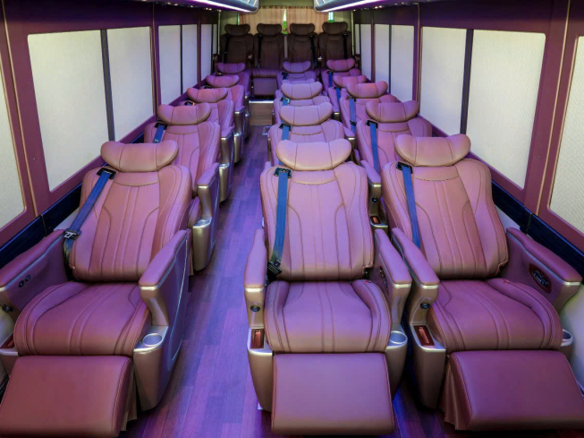 Thuê Xe Limousine 19 Chỗ