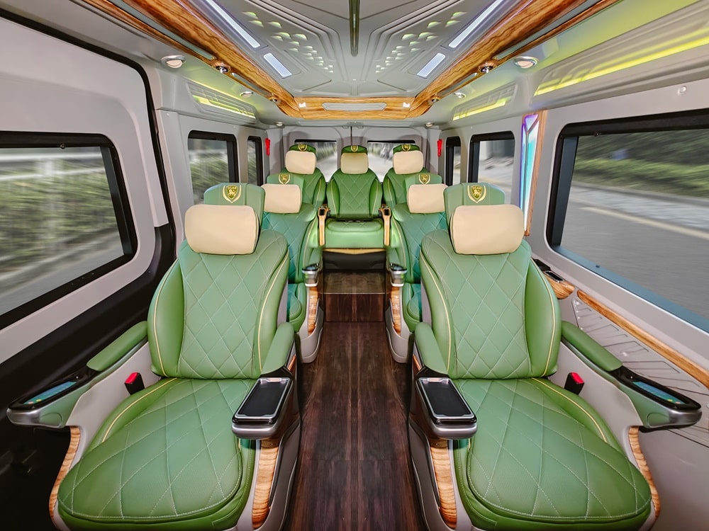 Limousine Vip Lounge 9 Chổ